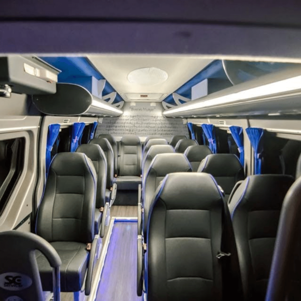Autocares Boni Minibus interior